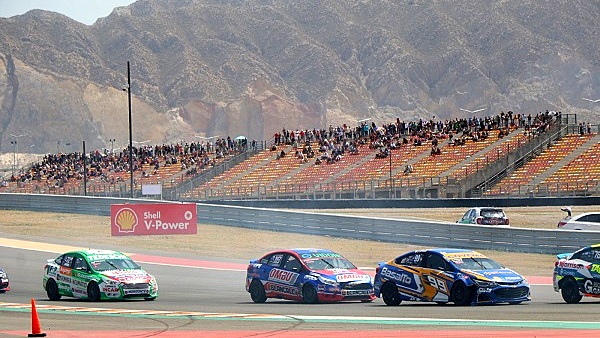 Thiago Martínez bi campeón de la Clase 2 del TN. Yannantuoni ganó en Clase 3.